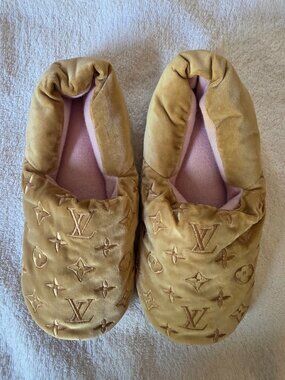 Louis Vuitton Pillow Slippers Velvet Monogram Beige Size 38 Auth + Dust Bag